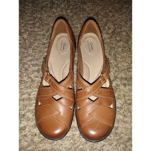 CLARKS Bendables WOMEN'S SIZE 10 MEDIUM TAN LEATHER SHOES
